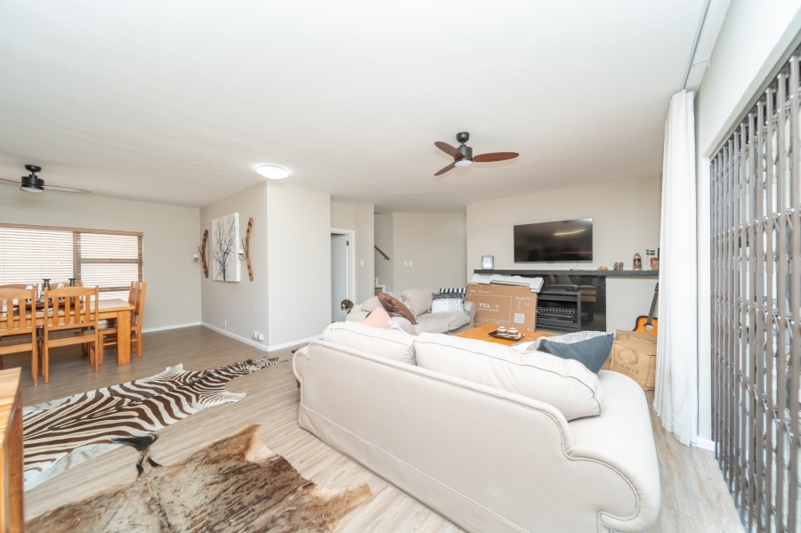 5 Bedroom Property for Sale in Stirling Eastern Cape